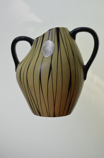 Gr&auml;flich Ortenburg Tambach Vase Mexicana