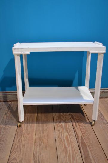 Wei&szlig;er Serviertisch-Rollwagen Art Deco